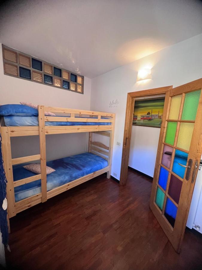 モンテロッソ・アル・マーレ Casa Albaヴィラ エクステリア 写真