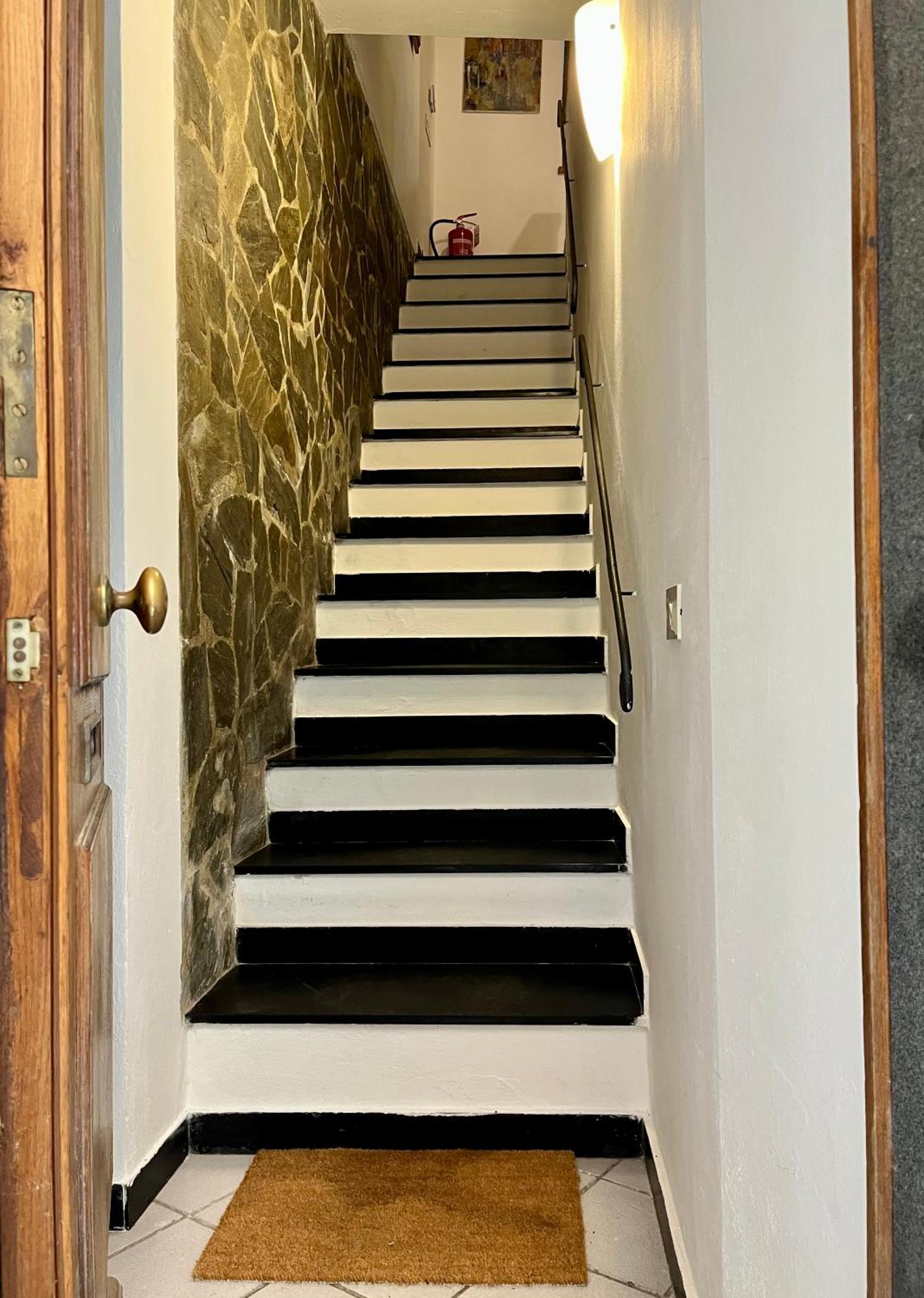 モンテロッソ・アル・マーレ Casa Albaヴィラ エクステリア 写真